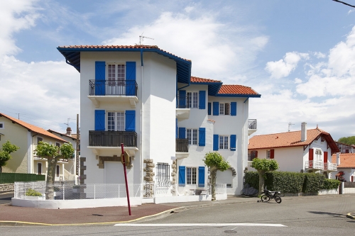 Réparation de dégâts à cause de problèmes d’humidités sur façade à Hendaye