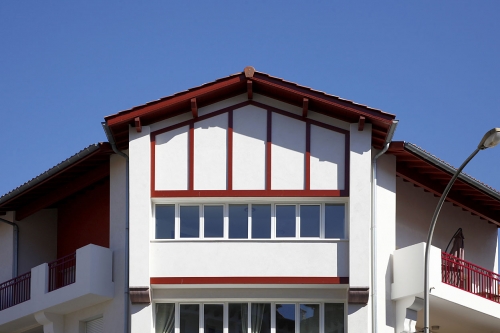 Isolation de façade de nouvelle construction à Hendaye