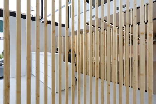 Pintura interior de la nuevas oficinas de auditores y asesores Gayca en Irun 