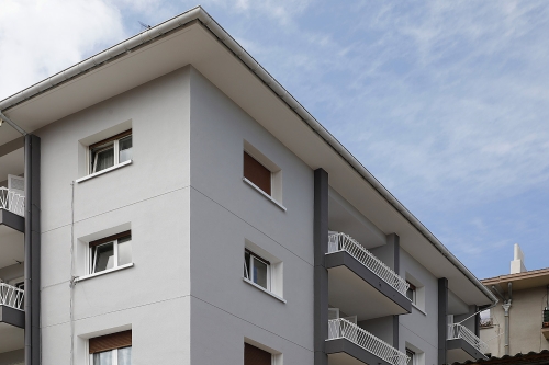 Rehabilitación de fachada en la calle Juncal de Irun 