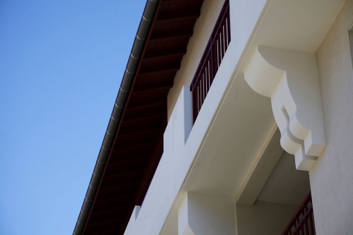 Isolation de façade de nouvelle construction à Hendaye