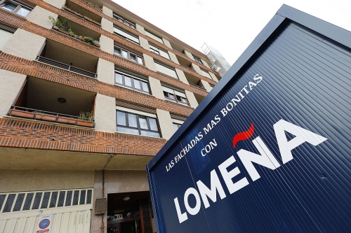 Reparaciones en cubierta y fachada de un bloque de viviendas en Irun