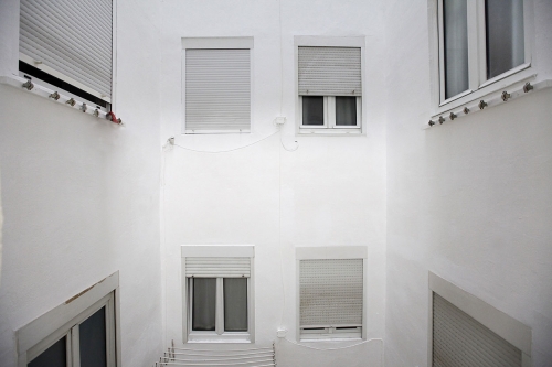 Pintura de patio interior en Irún