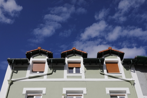 Rehabilitación de fachada en la calle Aduana de Irun
