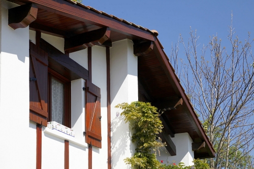 Isolation de façade de villa à Hendaye