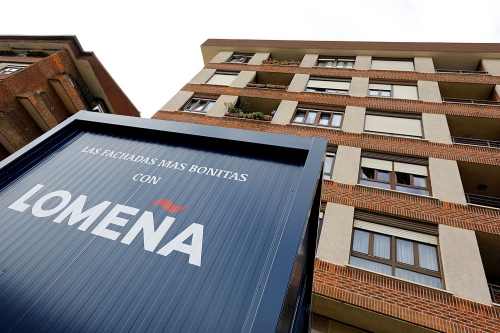 Reparaciones en cubierta y fachada de un bloque de viviendas en Irun