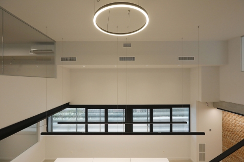 Pintura interior de la nuevas oficinas de auditores y asesores Gayca en Irun 