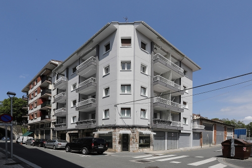 Rehabilitación de fachada en la calle Juncal de Irun 